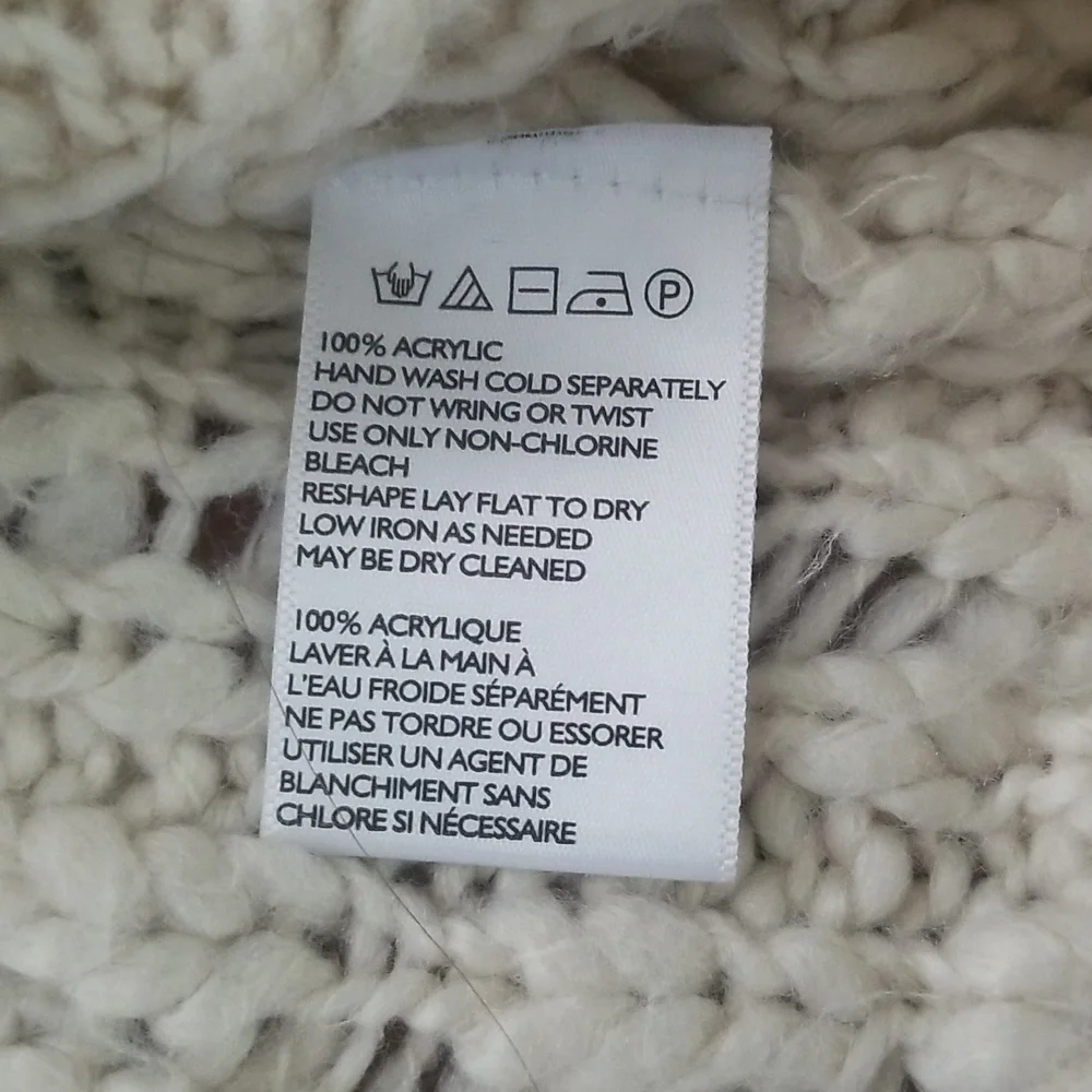 Urban Outfitters Cream Distressed Knit Sweater - Picture 6 of 8